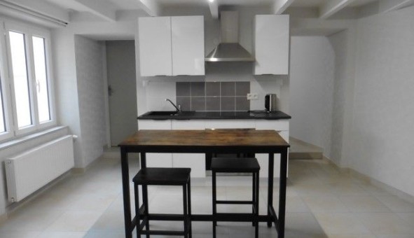 Logement �tudiant T5 &agrave; Ardin (79160)