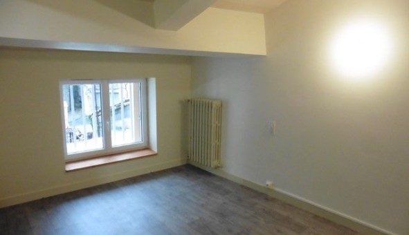 Logement �tudiant T5 &agrave; Ardin (79160)