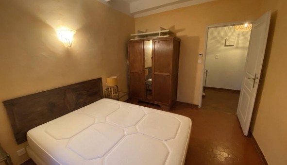 Logement �tudiant T5 &agrave; Artigues (83560)