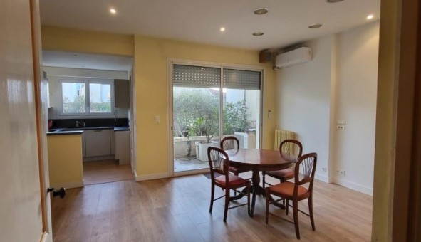 Logement �tudiant T5 &agrave; Arveyres (33500)