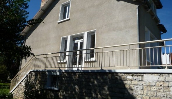 Logement tudiant T5 à Aubas (24290)