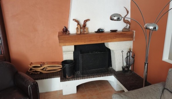 Logement tudiant T5 à Audrix (24260)