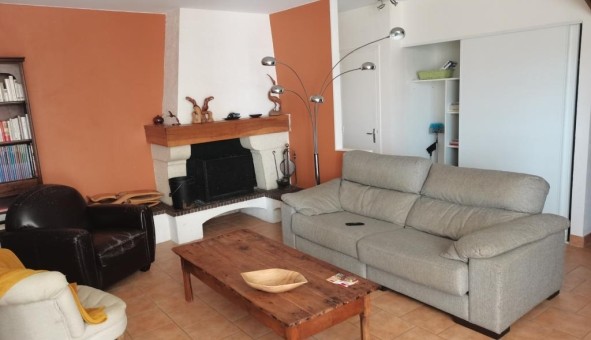 Logement tudiant T5 à Audrix (24260)