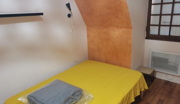 Logement tudiant T5 à Audrix (24260)