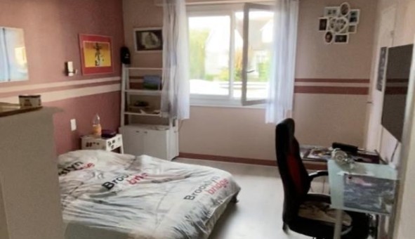 Logement tudiant T5 à Autry le Chtel (45500)