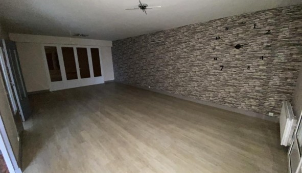 Logement tudiant T5 à Autry le Chtel (45500)