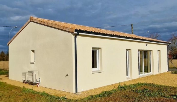 Logement tudiant Location T5 Vide Avanton (86170)