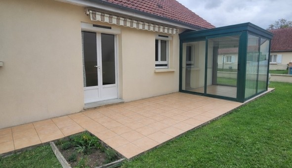 Logement �tudiant T5 &agrave; Avez� (72400)