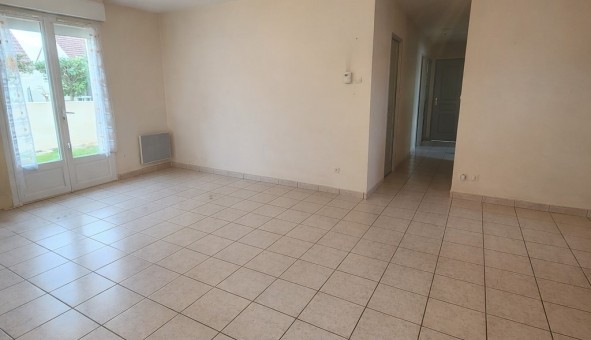 Logement �tudiant T5 &agrave; Avez� (72400)