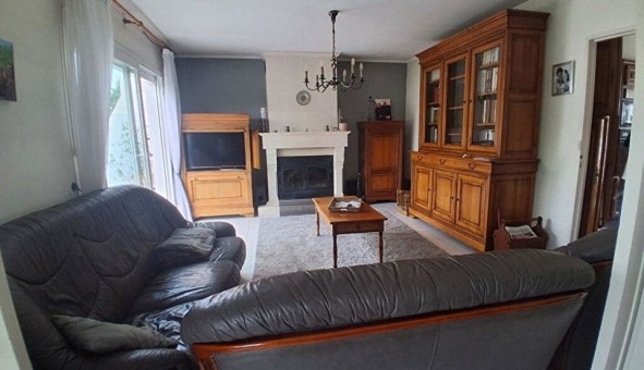 Logement �tudiant T5 &agrave; Azay le Rideau (37190)