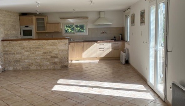 Logement tudiant T5 à Bach (46230)