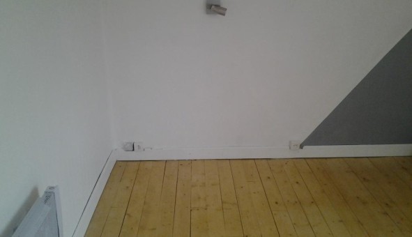 Logement tudiant T5 à Bach (46230)