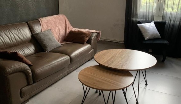 Logement tudiant T5 à Bages (11100)