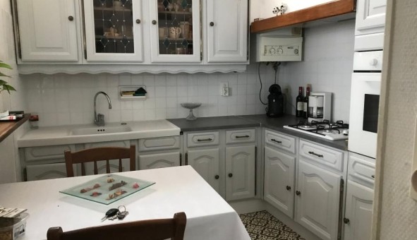 Logement tudiant T5 à Bages (11100)