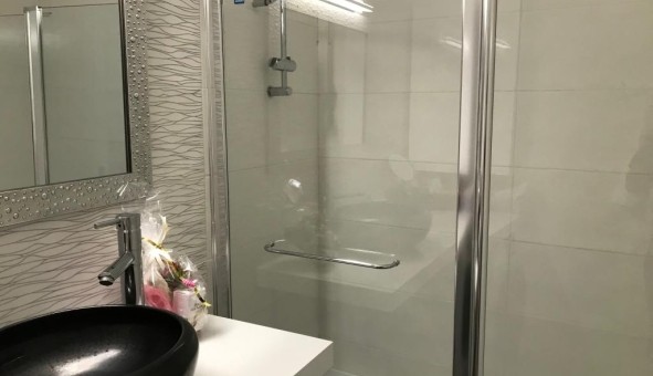 Logement tudiant T5 à Bages (11100)