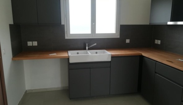 Logement tudiant T5 à Bayon sur Gironde (33710)