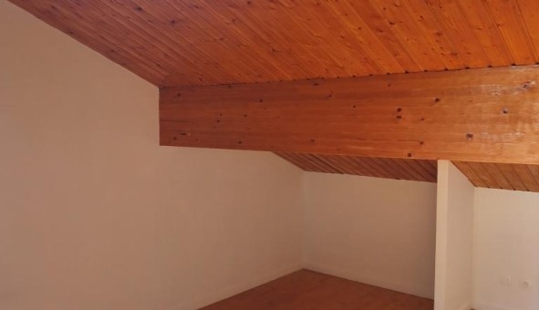 Logement �tudiant T5 &agrave; Beaumont Monteux (26600)