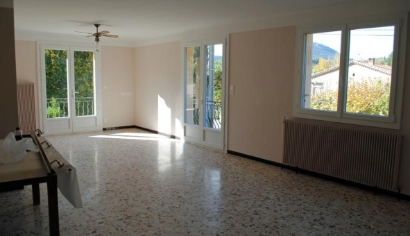 Logement �tudiant T5 &agrave; Beauvoisin (26170)
