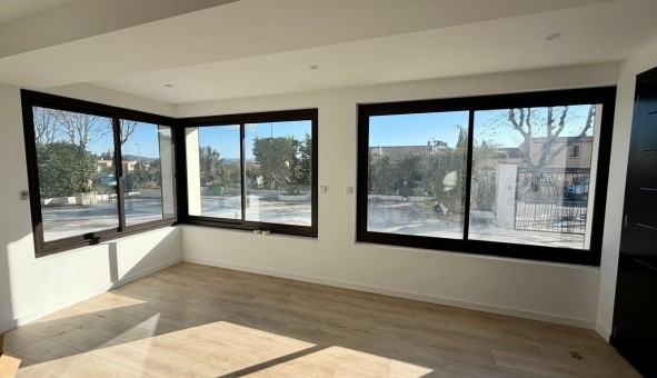 Logement �tudiant T5 &agrave; Belgentier (83210)