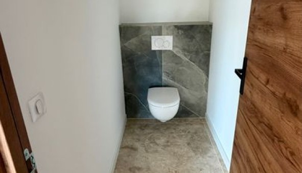 Logement �tudiant T5 &agrave; Belgentier (83210)