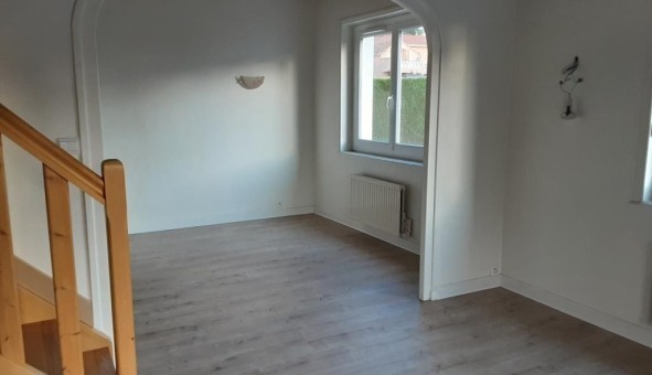 Logement tudiant T5 à Bellegarde en Forez (42210)