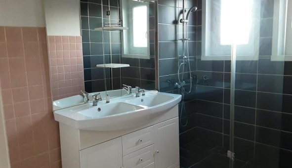 Logement tudiant T5 à Bellegarde en Forez (42210)