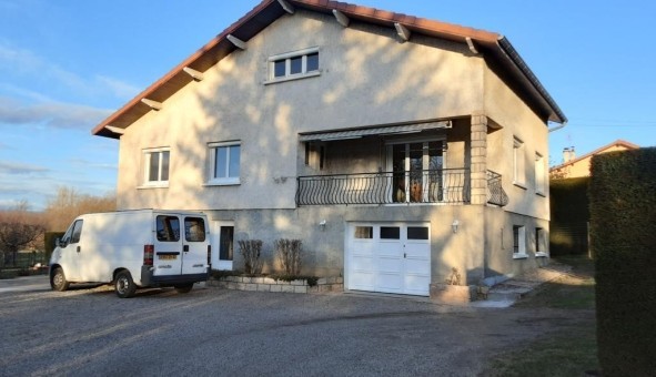 Logement tudiant T5 à Bellegarde en Forez (42210)