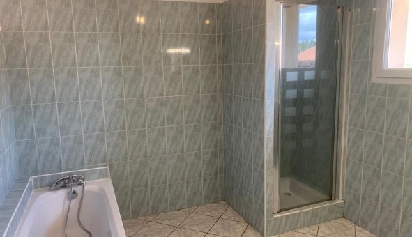 Logement tudiant T5 à Blus (40300)