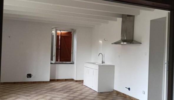 Logement tudiant T5 à Bergesserin (71250)