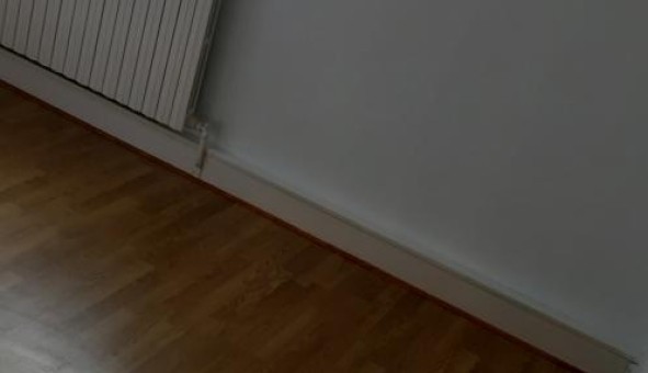 Logement tudiant T5 à Bzu le Gury (02310)