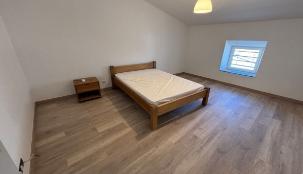 Logement �tudiant T5 &agrave; Bidon (07700)