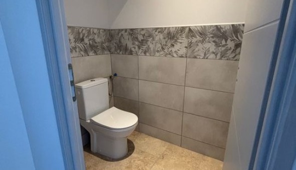 Logement �tudiant T5 &agrave; Bidon (07700)