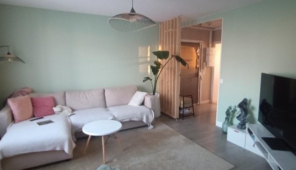 Logement étudiant Location T5 Vide Bois d'Arcy (78390)