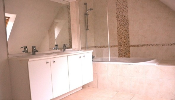 Logement �tudiant T5 &agrave; Bois d'Ennebourg (76160)