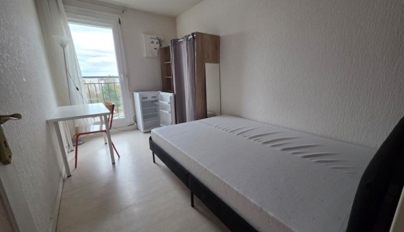 Logement �tudiant T5 &agrave; Boissettes (77350)