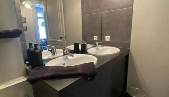 Logement tudiant T5 à Bordeaux (33300)