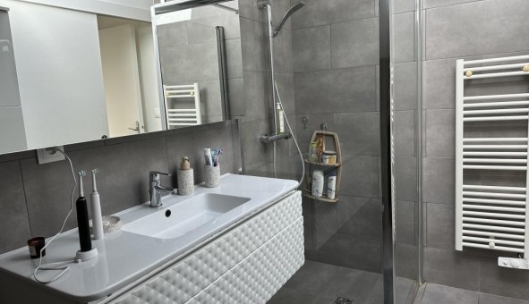 Logement tudiant T5 à Bordeaux (33300)