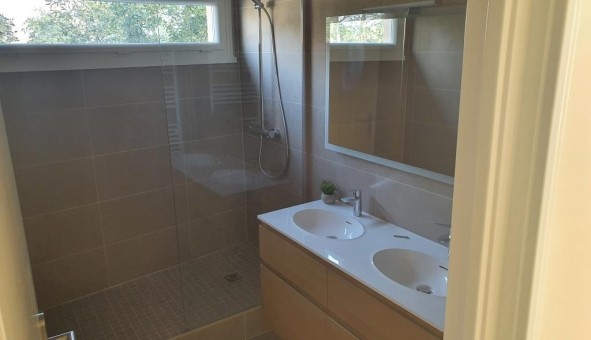 Logement �tudiant T5 &agrave; Bordeaux (33300)