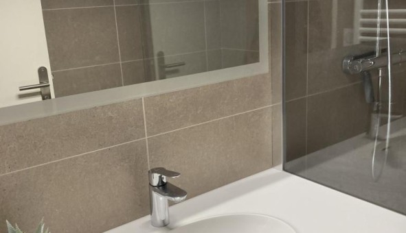 Logement �tudiant T5 &agrave; Bordeaux (33300)