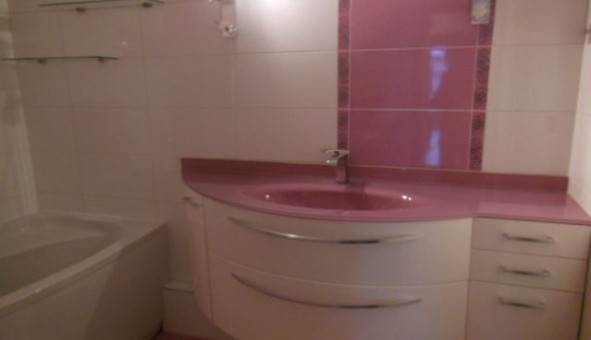 Logement �tudiant T5 &agrave; Bordeaux (33300)