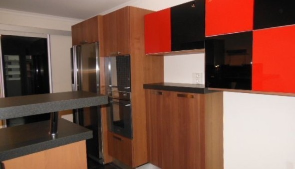 Logement �tudiant T5 &agrave; Bordeaux (33300)