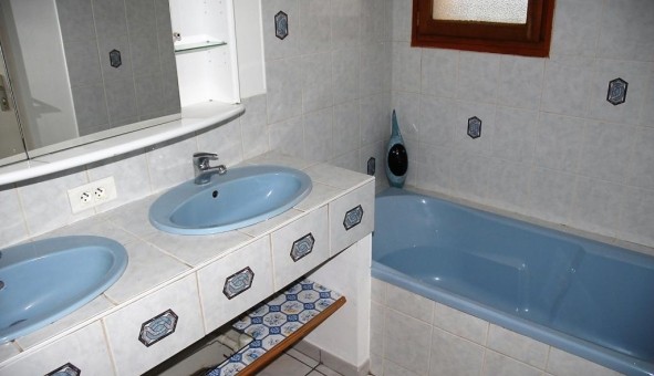 Logement tudiant T5 à Bost (03300)