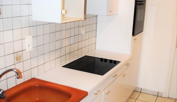Logement tudiant T5 à Bost (03300)