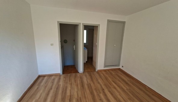 Logement �tudiant T5 &agrave; Bouc Bel Air (13320)