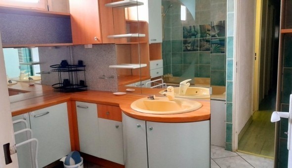 Logement étudiant T5 à Bourg la Reine (92340)