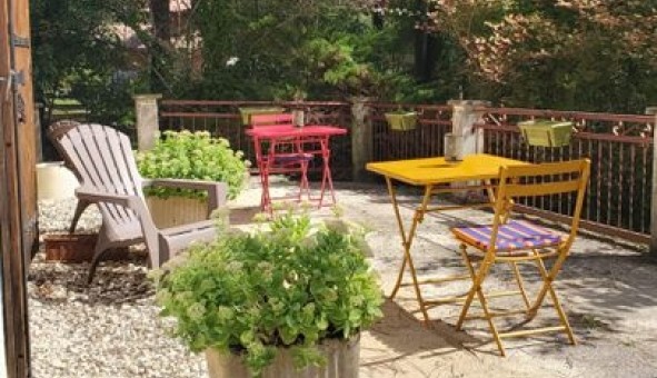 Logement �tudiant T5 &agrave; Bourrou (24110)