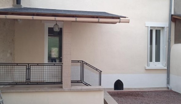 Logement �tudiant T5 &agrave; Brie (79100)