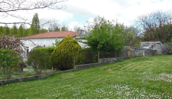 Logement tudiant T5 à Bussac sur Charente (17100)