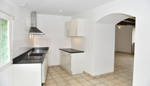 Logement tudiant T5 à Cabans (12800)