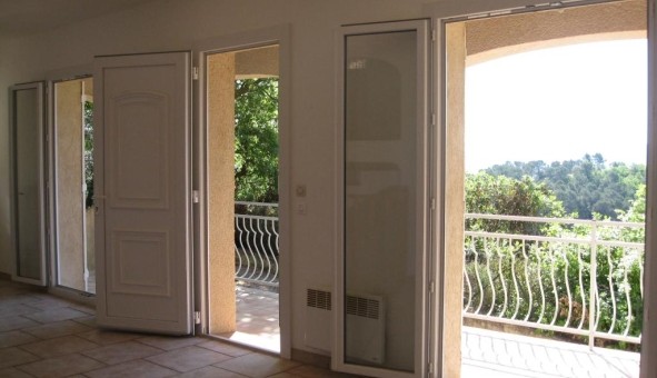 Logement tudiant T5 à Cabasse (83340)